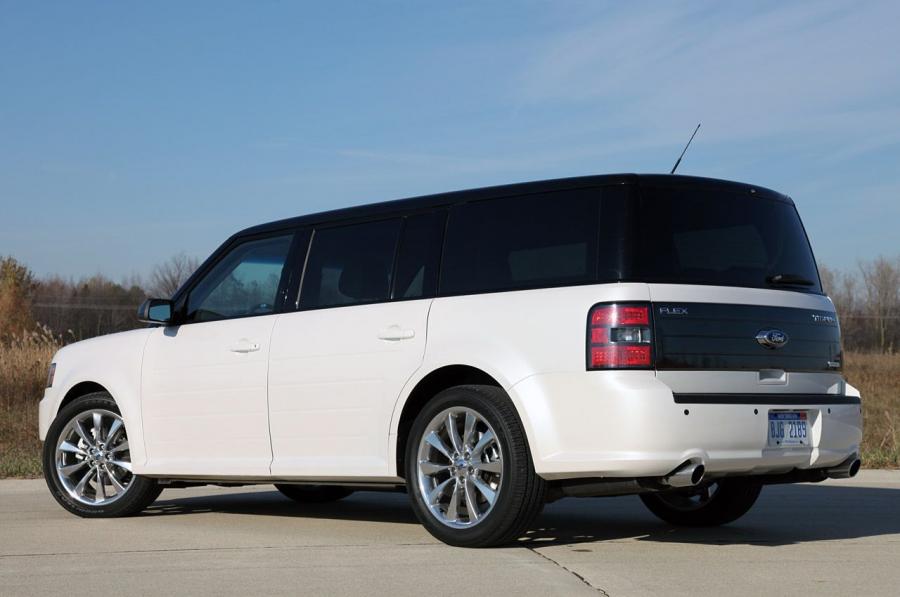  Ford Flex Titanium 2011 года  (фото 61 из 61)